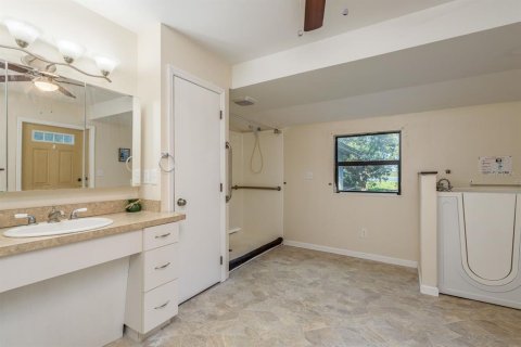 Villa ou maison à vendre à Leesburg, Floride: 5 chambres, 310.94 m2 № 2098427 - photo 26