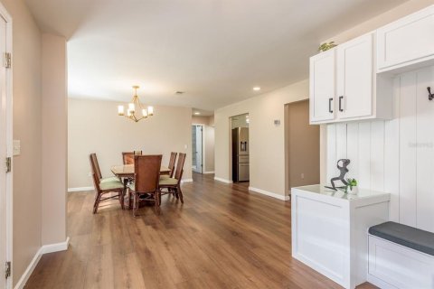 Villa ou maison à vendre à Leesburg, Floride: 5 chambres, 310.94 m2 № 2098427 - photo 11