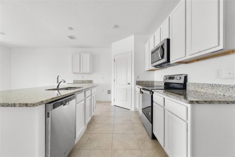Villa ou maison à vendre à Davenport, Floride: 4 chambres, 173.45 m2 № 1903024 - photo 7
