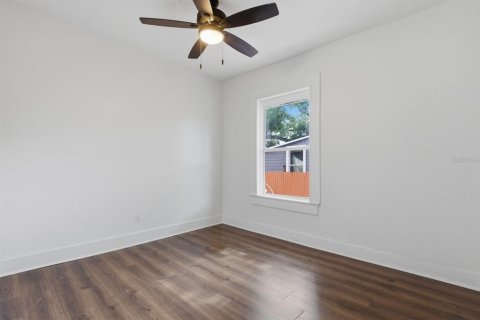 Villa ou maison à vendre à Tampa, Floride: 4 chambres, 136.29 m2 № 2117822 - photo 16
