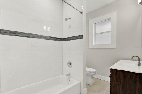 Villa ou maison à vendre à Tampa, Floride: 4 chambres, 136.29 m2 № 2117822 - photo 14