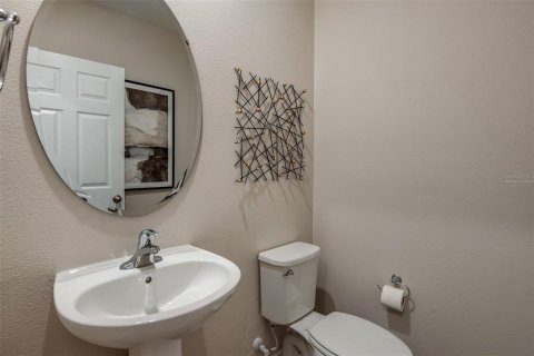 Townhouse in Haines City, Florida 3 bedrooms, 159.79 sq.m. № 1917765 - photo 11