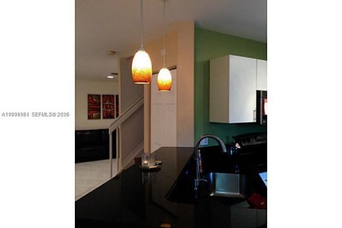 Townhouse in Deerfield Beach, Florida 3 bedrooms, 128.76 sq.m. № 2065589 - photo 3