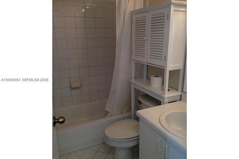 Townhouse in Deerfield Beach, Florida 3 bedrooms, 128.76 sq.m. № 2065589 - photo 6