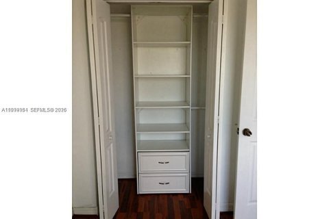 Townhouse in Deerfield Beach, Florida 3 bedrooms, 128.76 sq.m. № 2065589 - photo 8