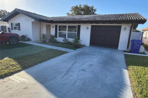 Villa ou maison à Oldsmar, Floride 3 chambres, 144.18 m2 № 2431708