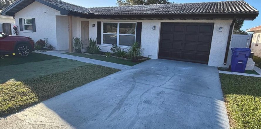 Villa ou maison à Oldsmar, Floride 3 chambres, 144.18 m2 № 2431708