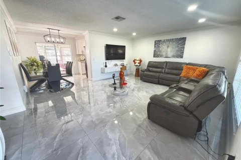 Villa ou maison à vendre à Oldsmar, Floride: 3 chambres, 144.18 m2 № 2431708 - photo 8