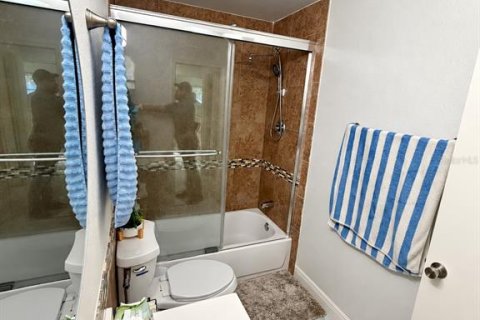Villa ou maison à vendre à Oldsmar, Floride: 3 chambres, 144.18 m2 № 2431708 - photo 19