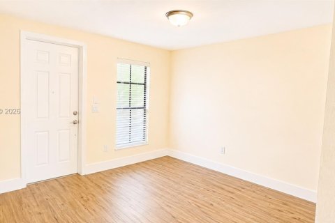 Adosado en venta en Homestead, Florida, 3 dormitorios, 152.73 m2 № 2320454 - foto 3