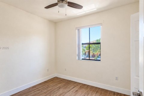Adosado en venta en Homestead, Florida, 3 dormitorios, 152.73 m2 № 2320454 - foto 26