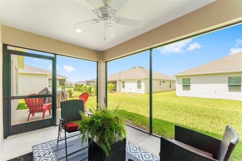 House in The Villages, Florida 3 bedrooms, 131.83 sq.m. № 1796185 - photo 6