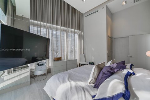 Condominio en venta en Miami, Florida, 2 dormitorios, 116.59 m2 № 1952326 - foto 18