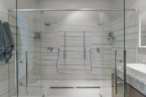 Condominio en venta en Miami, Florida, 2 dormitorios, 116.59 m2 № 1952326 - foto 23
