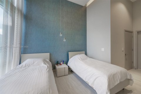 Condominio en venta en Miami, Florida, 2 dormitorios, 116.59 m2 № 1952326 - foto 15