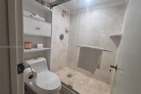 Купить кондоминиум в Тамарак, Флорида 2 спальни, 96.62м2, № 2073073 - фото 6