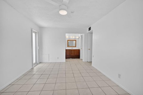 Copropriété à vendre à Delray Beach, Floride: 2 chambres, 120.31 m2 № 2087479 - photo 18
