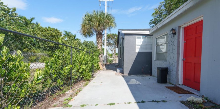 Villa ou maison à Delray Beach, Floride 1 chambre, 46.45 m2 № 1888896