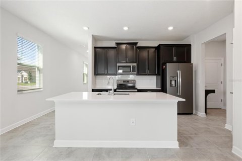 Villa ou maison à louer à Kissimmee, Floride: 3 chambres, 182.09 m2 № 1833580 - photo 8