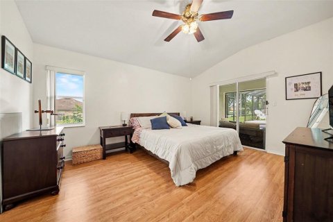 House in Clermont, Florida 3 bedrooms, 158.49 sq.m. № 2236290 - photo 17