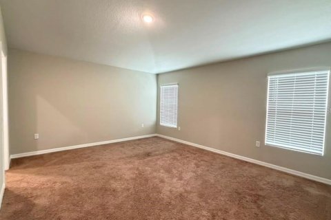 House in Haines City, Florida 3 bedrooms, 150.04 sq.m. № 2284684 - photo 18