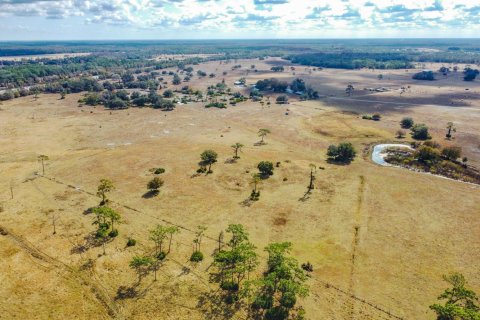 Propiedad comercial en venta en Okeechobee, Florida № 2262299 - foto 24