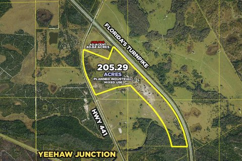 Propiedad comercial en venta en Okeechobee, Florida № 2262299 - foto 1