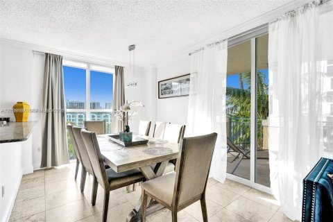 Copropriété à louer à Sunny Isles Beach, Floride: 3 chambres, 134.62 m2 № 2089551 - photo 20