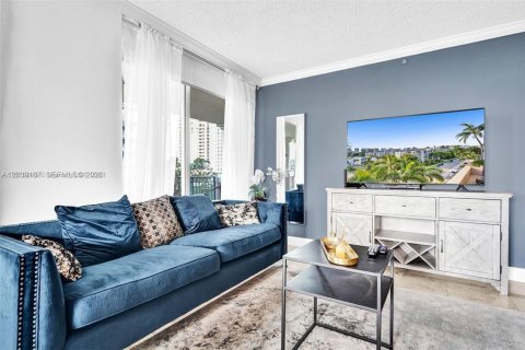 Copropriété à louer à Sunny Isles Beach, Floride: 3 chambres, 134.62 m2 № 2089551 - photo 4