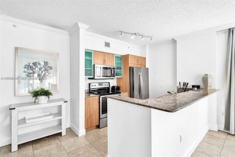 Copropriété à louer à Sunny Isles Beach, Floride: 3 chambres, 134.62 m2 № 2089551 - photo 12
