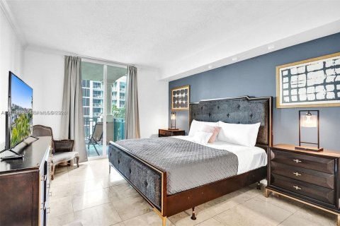 Copropriété à louer à Sunny Isles Beach, Floride: 3 chambres, 134.62 m2 № 2089551 - photo 27