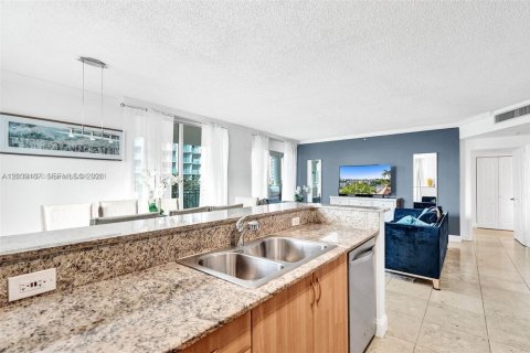 Copropriété à louer à Sunny Isles Beach, Floride: 3 chambres, 134.62 m2 № 2089551 - photo 16