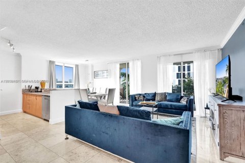Copropriété à louer à Sunny Isles Beach, Floride: 3 chambres, 134.62 m2 № 2089551 - photo 7