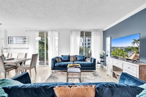 Copropriété à louer à Sunny Isles Beach, Floride: 3 chambres, 134.62 m2 № 2089551 - photo 3