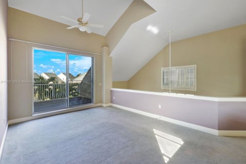 Adosado en venta en Fort Myers, Florida, 3 dormitorios, 226.31 m2 № 1503605 - foto 20
