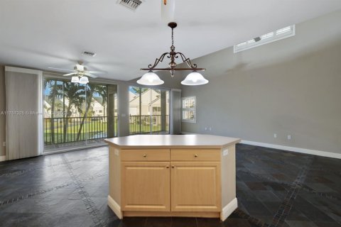 Adosado en venta en Fort Myers, Florida, 3 dormitorios, 226.31 m2 № 1503605 - foto 16