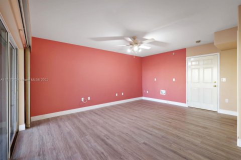Adosado en venta en Fort Myers, Florida, 3 dormitorios, 226.31 m2 № 1503605 - foto 12