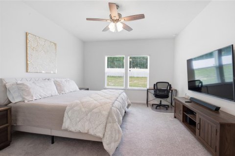 House in Ocala, Florida 3 bedrooms, 163.04 sq.m. № 2220060 - photo 15