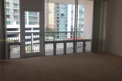 Copropriété à vendre à Miami, Floride: 1 chambre, 73.11 m2 № 1940755 - photo 4