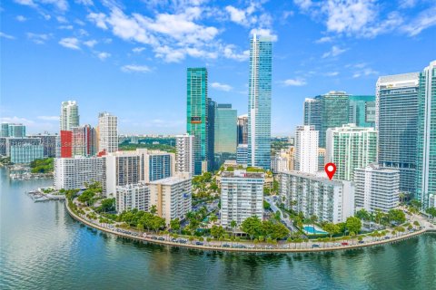 Copropriété à vendre à Miami, Floride: 1 chambre, 73.11 m2 № 1940755 - photo 1