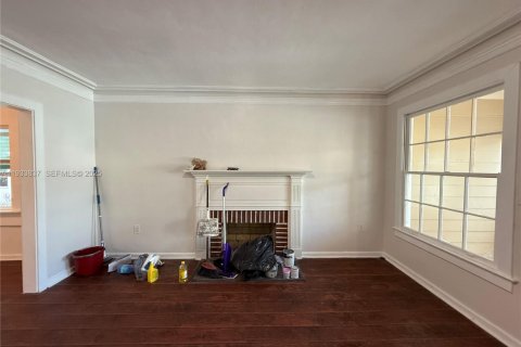 Снять в аренду виллу или дом в Уэст-Палм-Бич, Флорида 3 спальни, 110.74м2, № 1992295 - фото 10