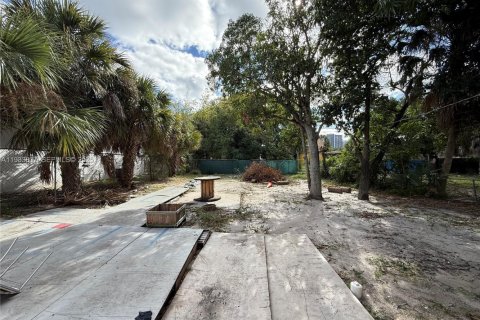 Снять в аренду виллу или дом в Уэст-Палм-Бич, Флорида 3 спальни, 110.74м2, № 1992295 - фото 26