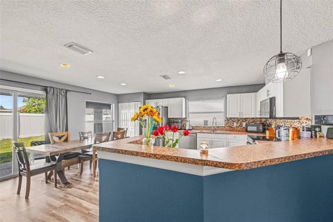 Villa ou maison à vendre à Ruskin, Floride: 4 chambres, 149.2 m2 № 2402955 - photo 8