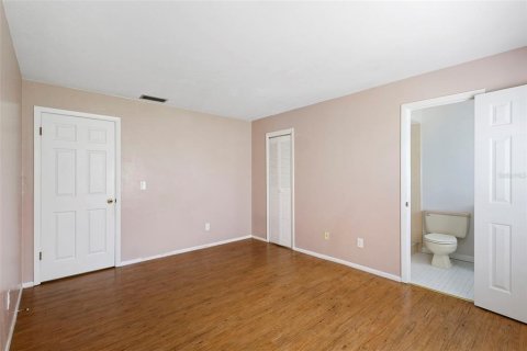 House in Deltona, Florida 3 bedrooms, 101.08 sq.m. № 1884339 - photo 26