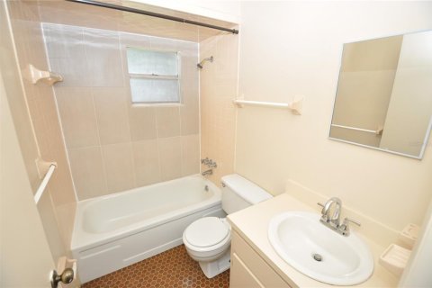 Apartment in Lakeland, Florida 2 bedrooms, 83.61 sq.m. № 2393927 - photo 11