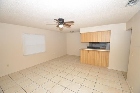 Apartment in Lakeland, Florida 2 bedrooms, 83.61 sq.m. № 2393927 - photo 4
