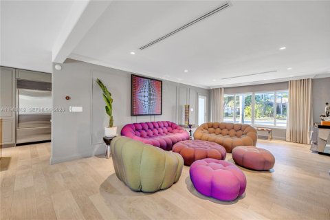 Villa ou maison à louer à Hollywood, Floride: 4 chambres, 180.6 m2 № 2027595 - photo 10