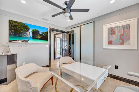 Villa ou maison à louer à Hollywood, Floride: 4 chambres, 180.6 m2 № 2027595 - photo 29