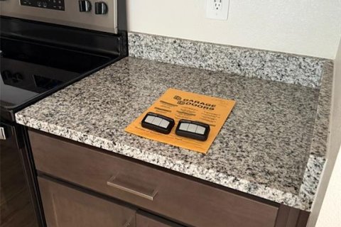 Townhouse in Davenport, Florida 3 bedrooms, 190.82 sq.m. № 1796880 - photo 5