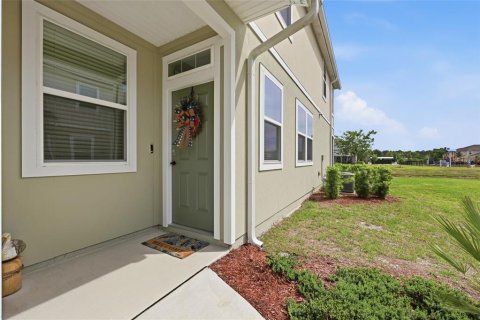 Touwnhouse à vendre à Palm Coast, Floride: 3 chambres, 166.76 m2 № 2408770 - photo 4